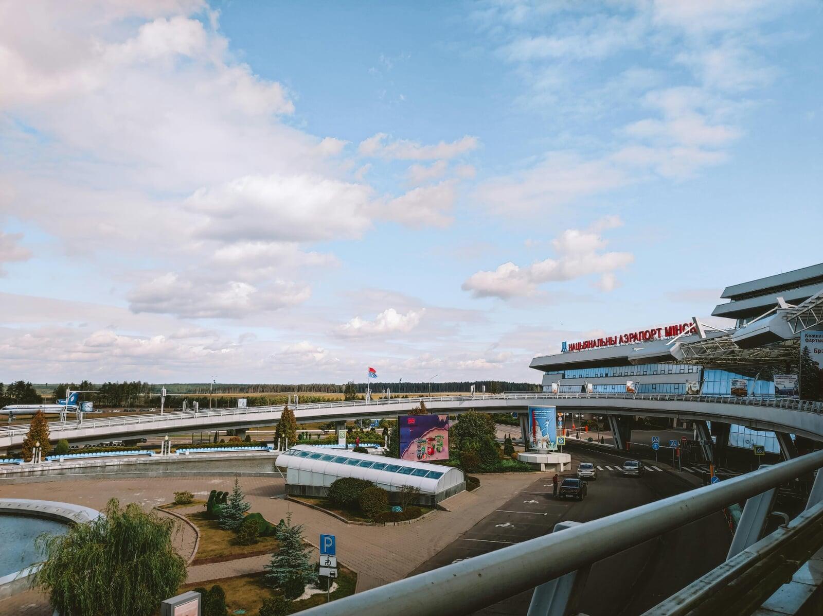 Airport Parking & Shuttle